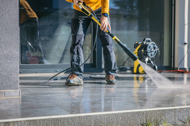 Best Commercial Building Pressure Washing  in Lakehills, TX